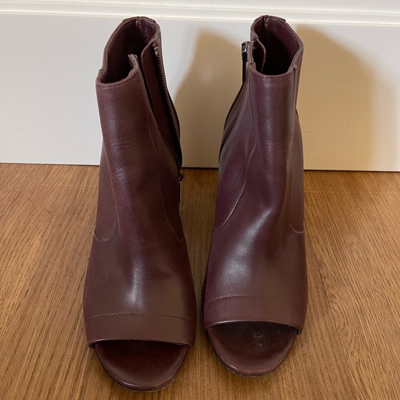 Vince peep toe ankle booties - Picture 2 of 5